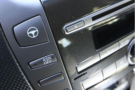 Auch ohne City-Modus leichtgängigsynthetische Lenkung.