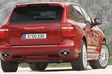 Außerdem liegt der GTS 24 Millimeter tiefer als der Cayenne und der Cayenne S â der Sturz wurde zudem etwas negativer eing...