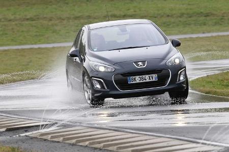 Peugeot 308, Nässe