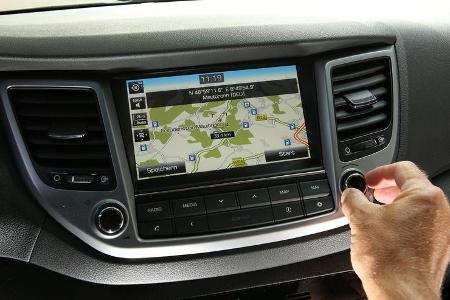 Hyundai Tucson 2.0 CRDi 4WD, Display, Infotainment