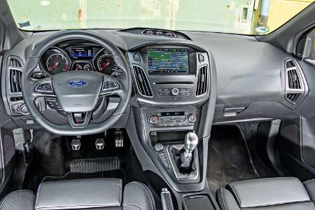 Ford Focus ST Turnier 2.0 TDCi, Cockpit