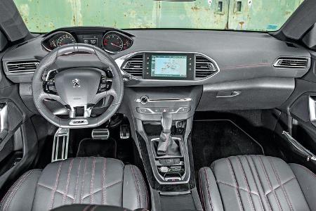 Peugeot 308 SW GT HDi 180, Cockpit