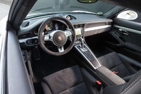Porsche 911 GT3, Cockpit