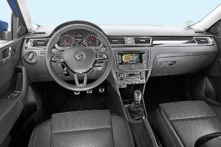 Skoda Rapid Spaceback 1.6 TDI Greentec, Cockpit, Lenkrad
