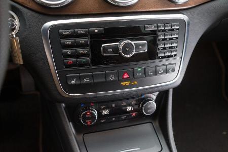 Mercedes GLA 220 CDI 4Matic, Mittelkonsole