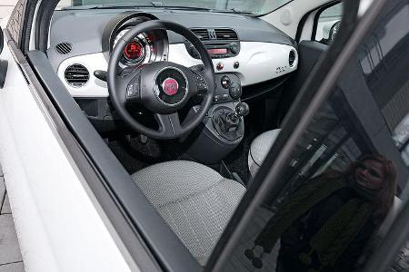 Fiat 500, Sitze