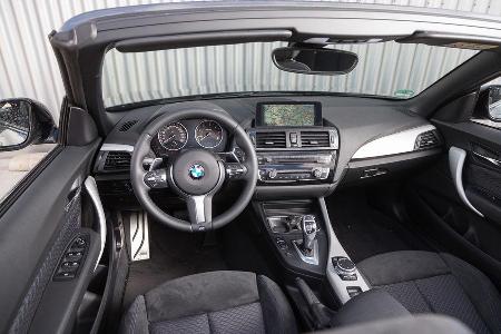 BMW 220d Cabrio, Cockpit