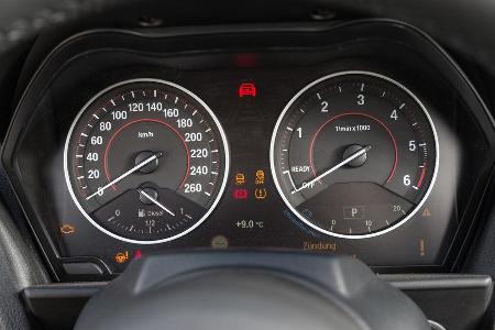 BMW 220d Cabrio, Rundinstrumente