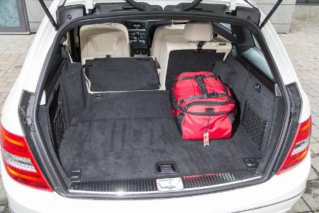 Mercedes C 220 CDI T Avantgarde, Kofferraum, Ladefläche