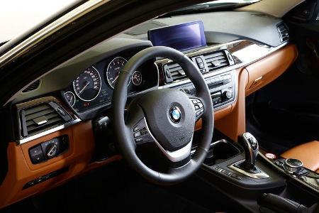 BMW 335i xDrive Touring, Cockpit