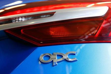 Opel Insignia Sports Tourer OPC, Typenbezeichnung