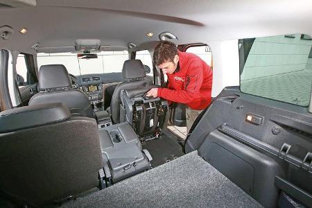 Skoda Yeti 2.0 TDI Outdoor Elegance, Sitze umklappen