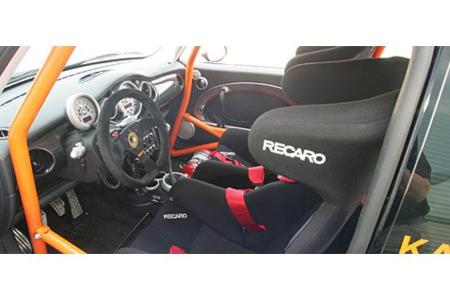 Rennschalensitzen, abnehmbarem Lenkrad,...