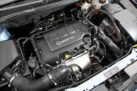 0111, ams 02/2011, Opel Astra 1.4 Turbo, Ecotec Motor