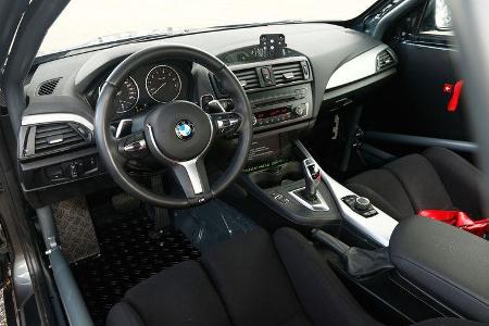 RS-Raceline-BMW M235i, Cockpit