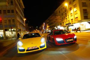 Audi R8 V10 gegen Porsche 911 Turbo