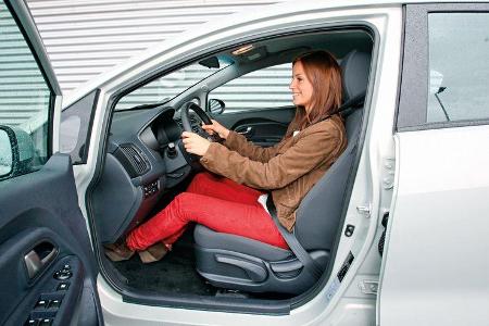 Kia Rio 1.4 CRDi Spirit, Fahrersitz