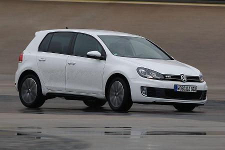 VW Golf GTI vs Golf GTD