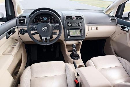 VW Touran 2.0 TDI Highline, Cockpit