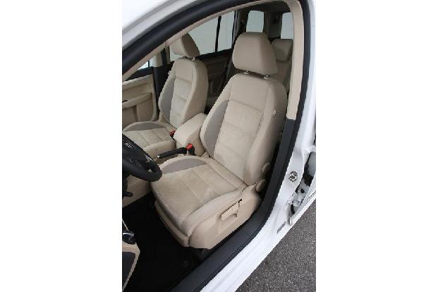 VW Touran 2.0 TDI Highline, Fahrersitz