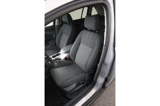 Ford Grand C-Max 2.0 TDCi Titanium, Fahrersitz