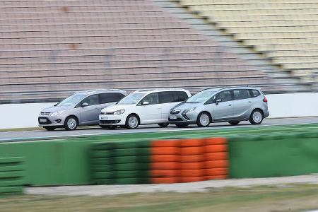 Ford Grand C-Max 2.0 TDCi Titanium, Opel Zafira Tourer 2.0 CDTi Ecoflex Edition, VW Touran 2.0 TDI Highline, Seitenansicht
