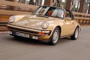 Porsche 911 Targa