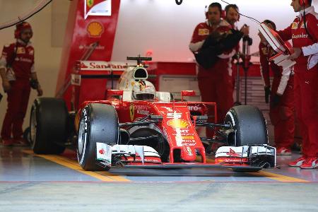 Sebastian Vettel - Ferrari - Formel 1-Test - Barcelona - 4. Mrz 2016