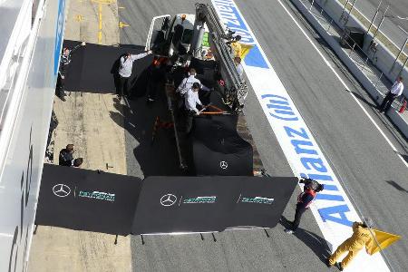 Lewis Hamilton - Mercedes - Formel 1-Test - Barcelona - 4. Mrz 2016