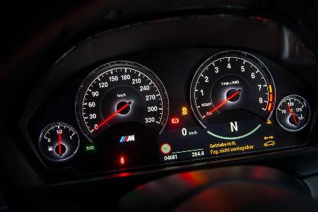 BMW M4 Coup, Rundinstrumente