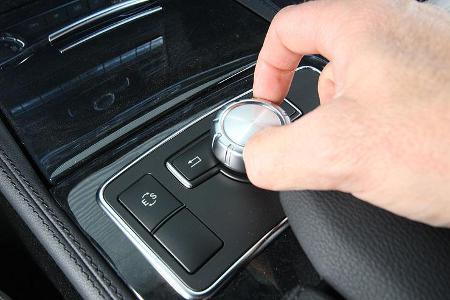 03/11 aumospo 07/2011 Mercedes CLS 350, Navigationssystem