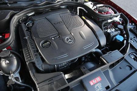 03/11 aumospo 07/2011 Mercedes CLS 350, Motor