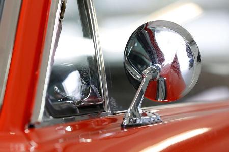 Ford Mustang Hardtop Coup 1965, Seitenspiegel