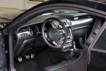 Ford Mustang GT Fastback 2015, Cockpit