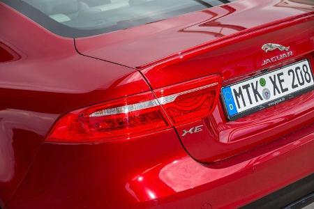 Jaguar XE S, Heck, Heckleichte