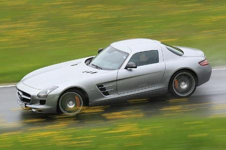 Mercedes SLS
