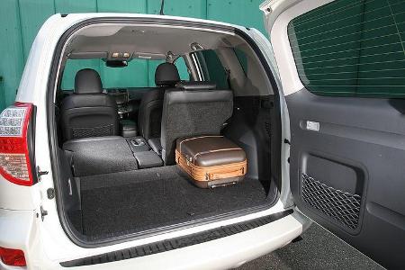 Toyota RAV 4 2.2 D-Cat,Kofferraum