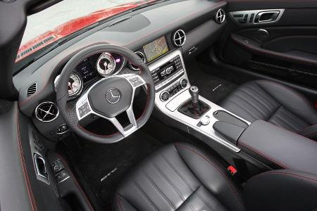 Mercedes SLK 250, Cockpit