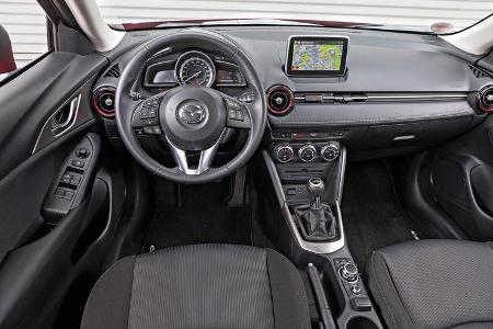 Mazda CX-3 D 105, Cockpit