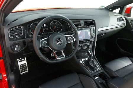 VW Golf GTD, Cockpit
