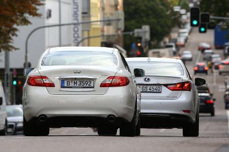 Lexus GS 450h F-Sport, Infiniti M35h GT Premium, Heckansicht