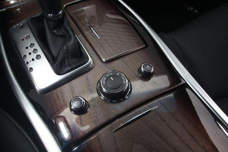 Infiniti M35h GT Premium, Gangschaltung, Bedienelemente