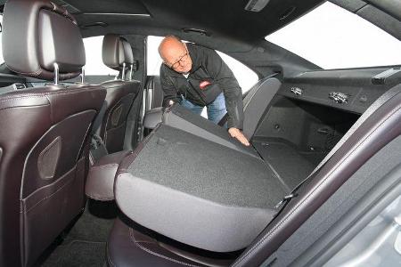 Mercedes CLS 350, Rückbank, umklappen