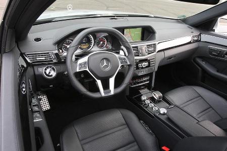 Mercedes E 63 AMG, Cockpit