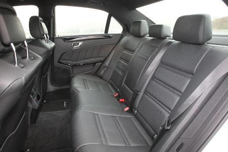 Mercedes E 63 AMG, Rcksitz