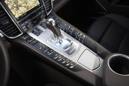 Porsche Panamera Turbo, Mittelkonsole