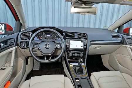 VW Golf GTI 2.0 TDI, Cockpit, Lenkrad