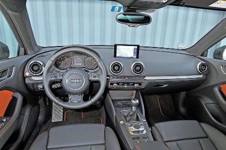 Audi A3 Sportback 2.0 TDI, Cockpit, Lenkrad