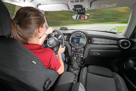 Mini Cooper, Cockpit, Fahrersicht