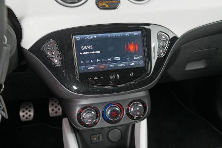 Opel Adam 1.0 DI Turbo, Infotainment